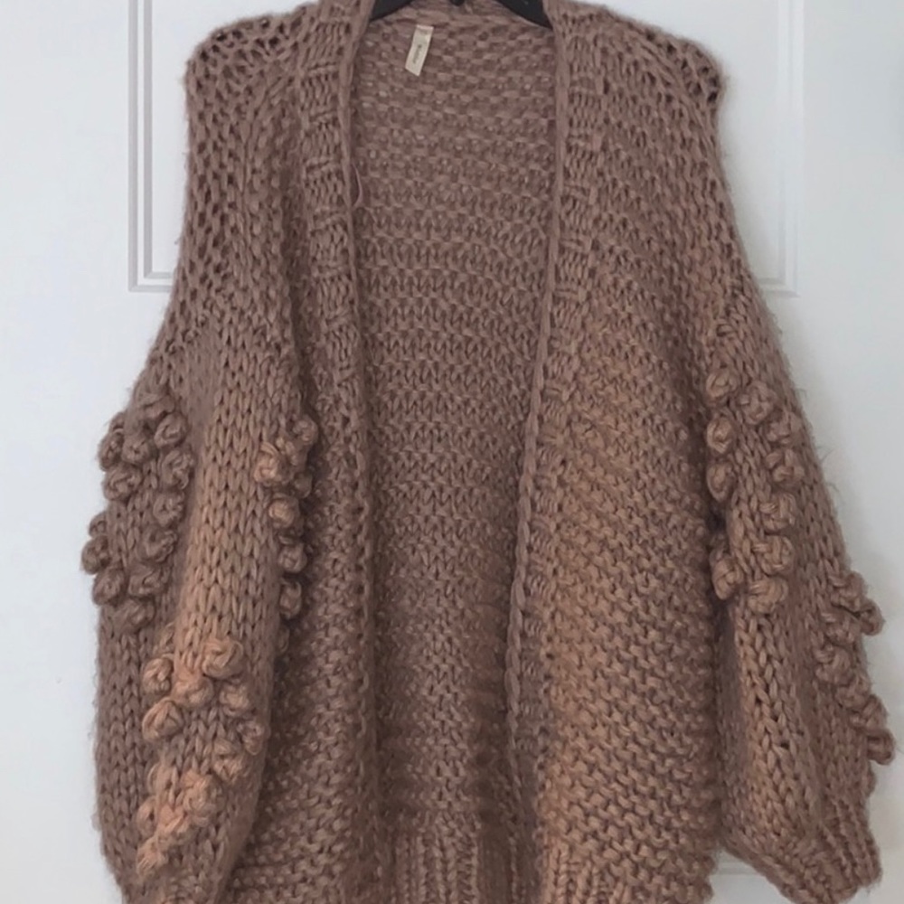 Pom Pom cardigan with heart detail